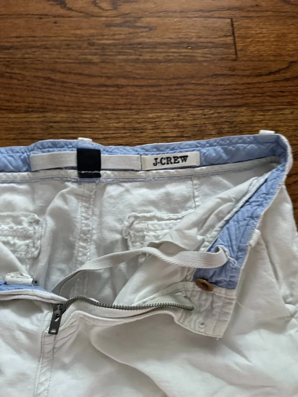 J Crew Broken-in Cargo shorts - size 34 - white